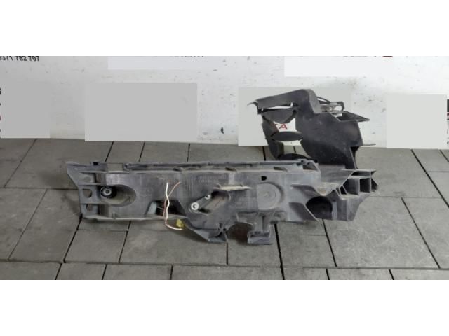 bontott AUDI Q5 Jobb Fényszóró Tartó