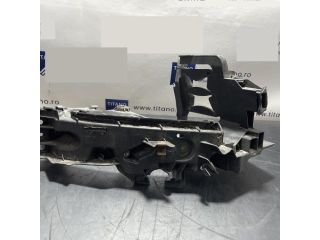 bontott AUDI Q5 Jobb Fényszóró Tartó