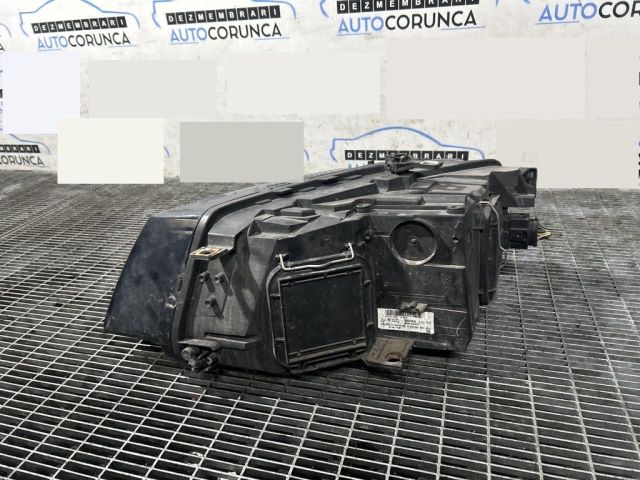 bontott AUDI Q5 Jobb Fényszóró