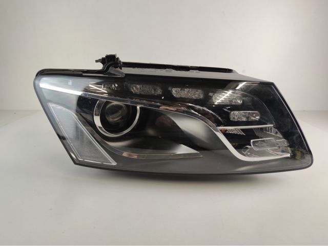 bontott AUDI Q5 Jobb Fényszóró