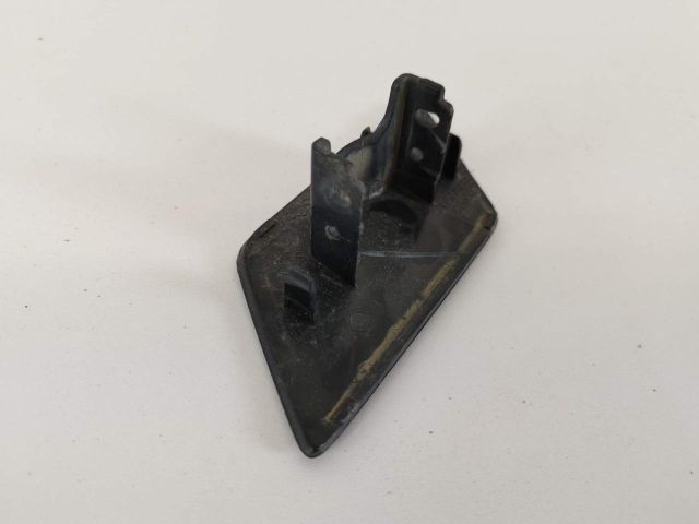 bontott AUDI Q5 Jobb Fényszórómosó Fedél