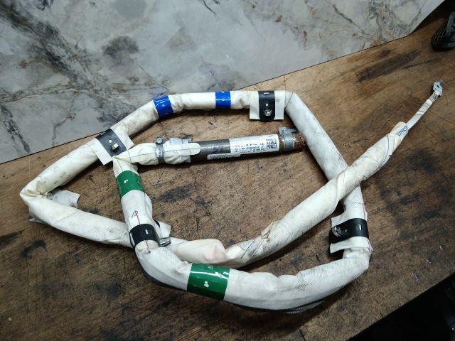 bontott AUDI Q5 Jobb Függönylégzsák és Oldallégzsák