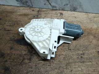 bontott AUDI Q5 Jobb hátsó Ablakemelő Motor