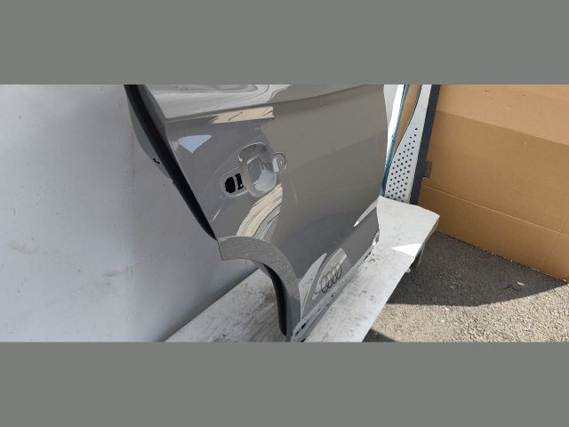 bontott AUDI Q5 Jobb hátsó Ajtó (Üres lemez)