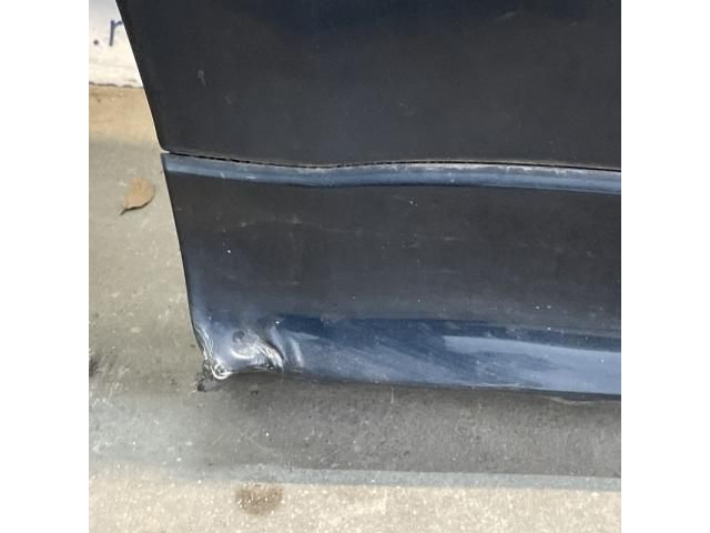 bontott AUDI Q5 Jobb hátsó Ajtó (Üres lemez)