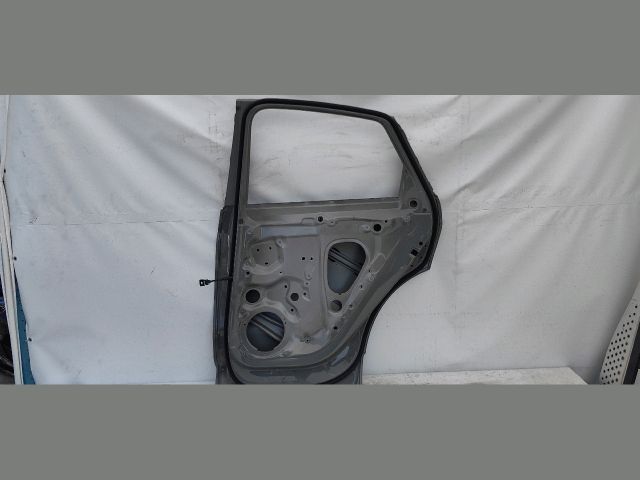 bontott AUDI Q5 Jobb hátsó Ajtó (Üres lemez)