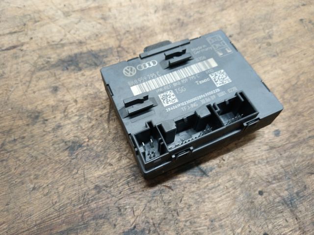 bontott AUDI Q5 Jobb hátsó Ajtó Vezérlőegység