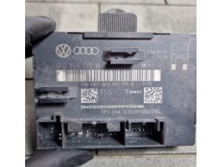 bontott AUDI Q5 Jobb hátsó Ajtó Vezérlőegység