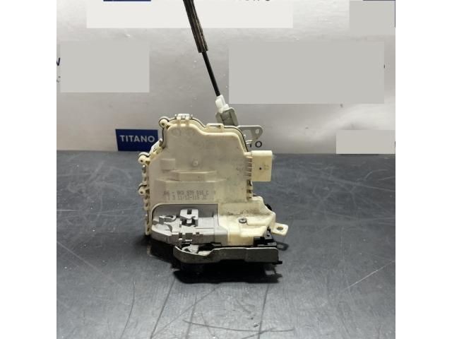 bontott AUDI Q5 Jobb hátsó Ajtózár