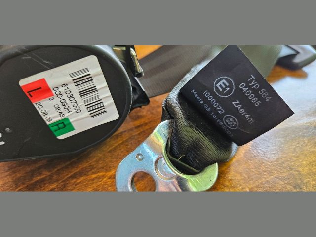 bontott AUDI Q5 Jobb hátsó Biztonsági Öv