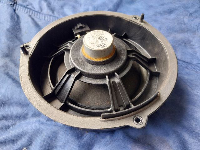 bontott AUDI Q5 Jobb hátsó Hangszóró