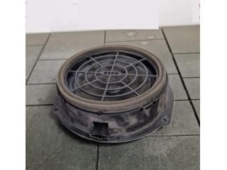 bontott AUDI Q5 Jobb hátsó Hangszóró