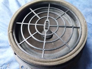 bontott AUDI Q5 Jobb hátsó Hangszóró