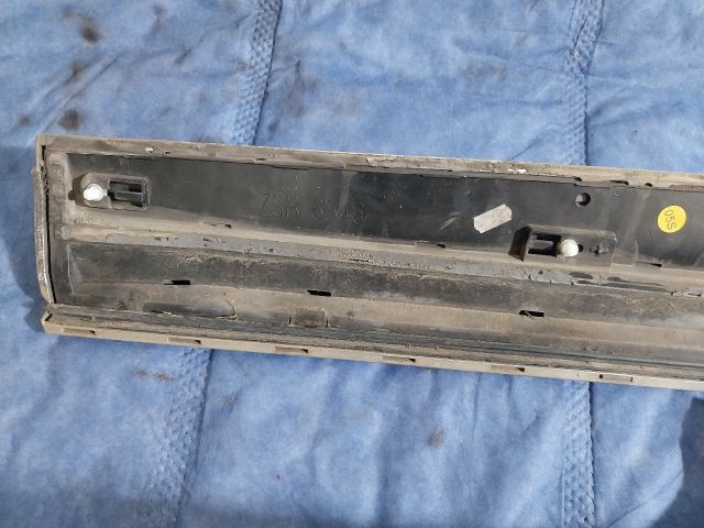 bontott AUDI Q5 Jobb hátsó Küszöb Díszléc