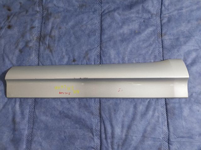 bontott AUDI Q5 Jobb hátsó Küszöb Díszléc