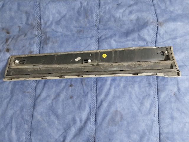 bontott AUDI Q5 Jobb hátsó Küszöb Díszléc