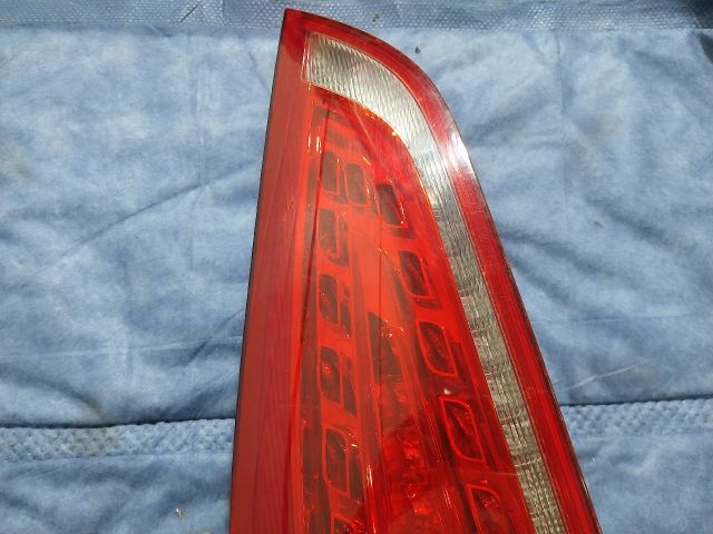 bontott AUDI Q5 Jobb Hátsó Lámpa