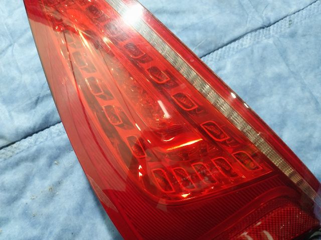 bontott AUDI Q5 Jobb Hátsó Lámpa