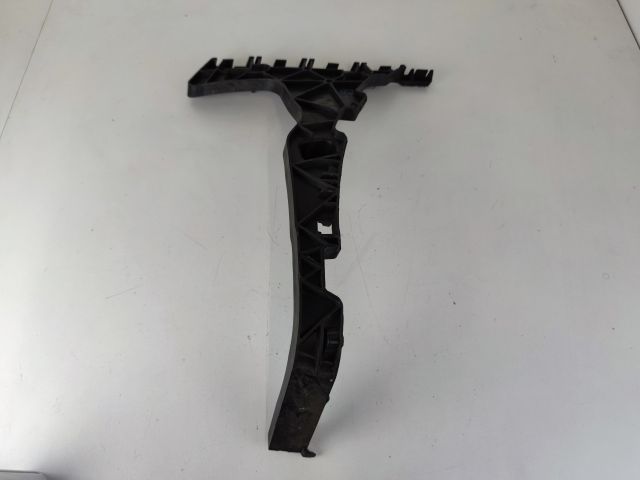 bontott AUDI Q5 Jobb hátsó Lökhárító Tartó (Műanyag)