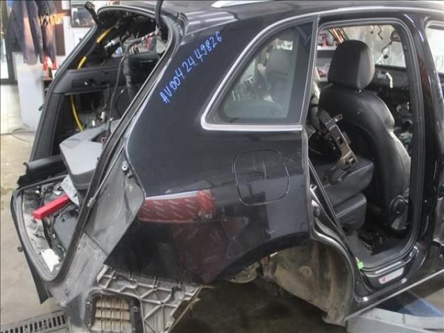 bontott AUDI Q5 Jobb hátsó Sárvédő