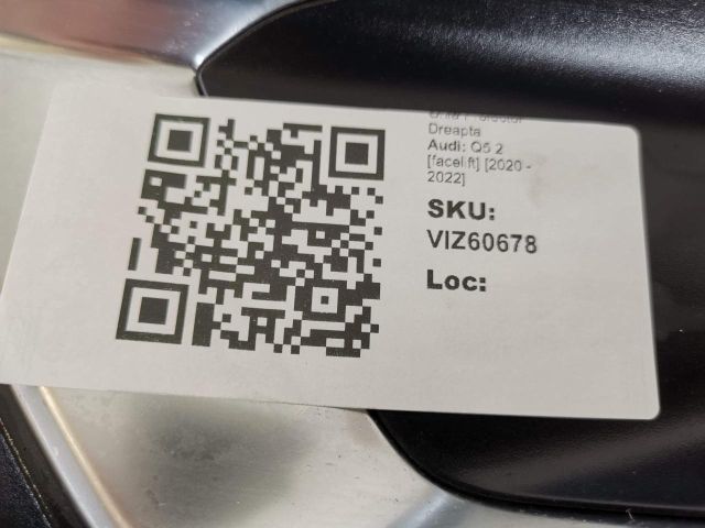 bontott AUDI Q5 Jobb Ködlámpa Rács