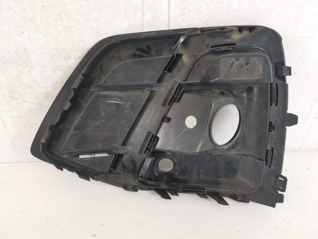 bontott AUDI Q5 Jobb Ködlámpa Rács