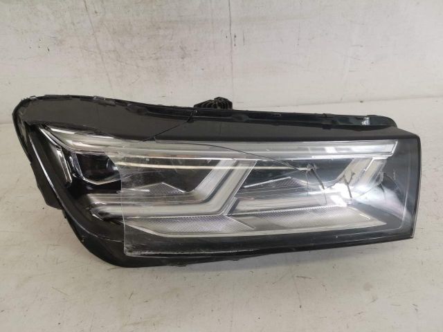 bontott AUDI Q5 Jobb Ledes Fényszóró