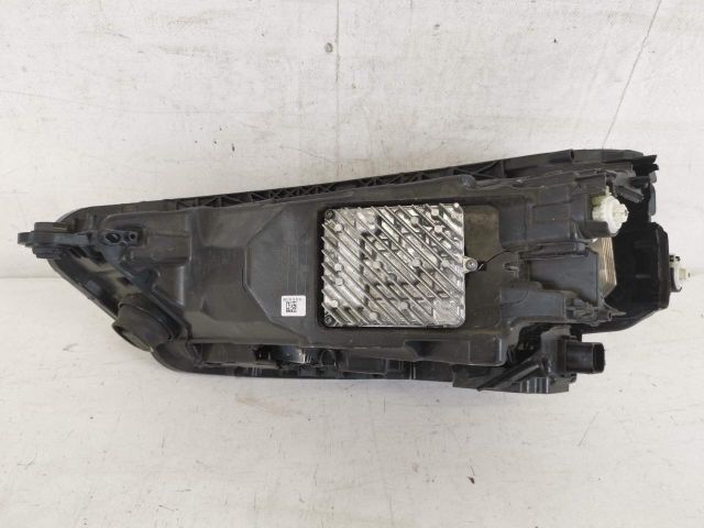 bontott AUDI Q5 Jobb Ledes Fényszóró