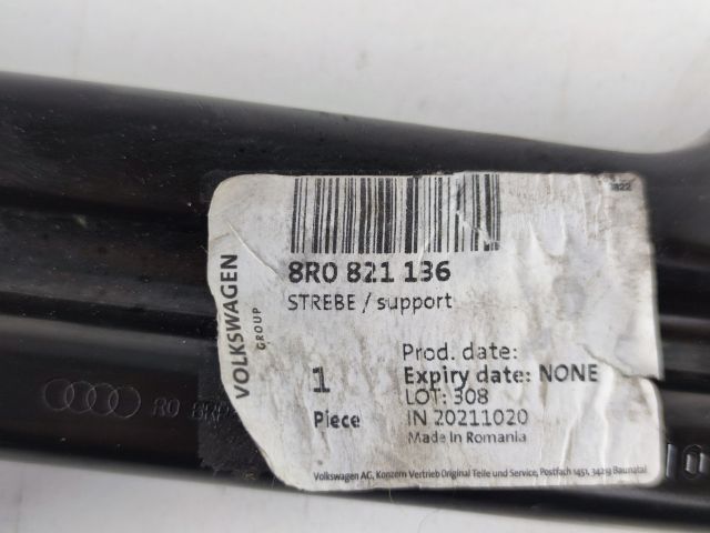 bontott AUDI Q5 Jobb Sárvédő Oldaltartó