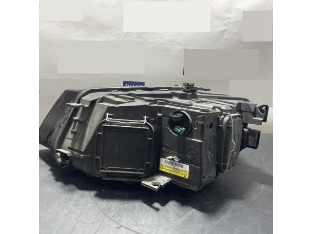 bontott AUDI Q5 Jobb Xenon Fényszóró