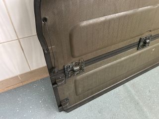 bontott AUDI Q5 Kalaptartó