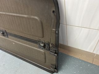 bontott AUDI Q5 Kalaptartó