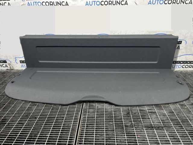 bontott AUDI Q5 Kalaptartó