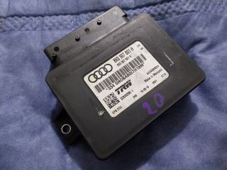 bontott AUDI Q5 Kézifék Elektronika