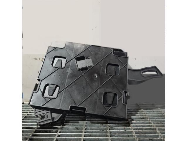 bontott AUDI Q5 Komfort Elektronika