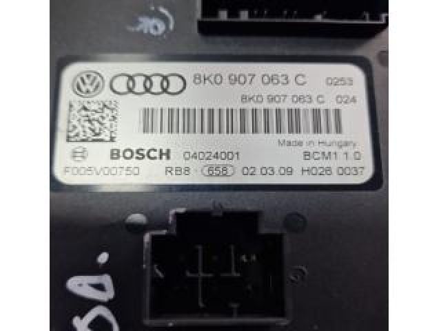 bontott AUDI Q5 Komfort Elektronika