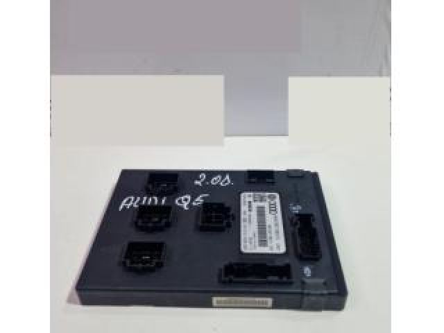 bontott AUDI Q5 Komfort Elektronika