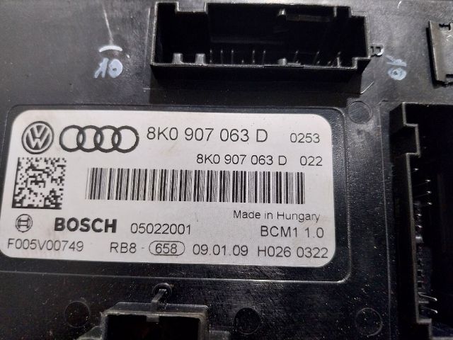 bontott AUDI Q5 Komfort Elektronika