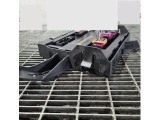 bontott AUDI Q5 Komfort Elektronika