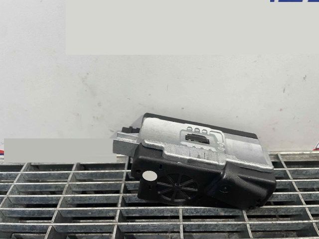 bontott AUDI Q5 Kormányzár (Elektromos)