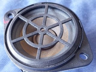 bontott AUDI Q5 Középső Műszerfal Hangszóró