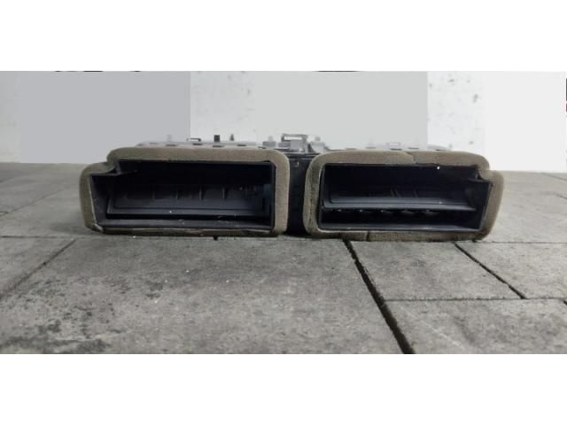 bontott AUDI Q5 Középső Szellőző