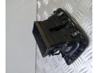 bontott AUDI Q5 Középső Szellőző