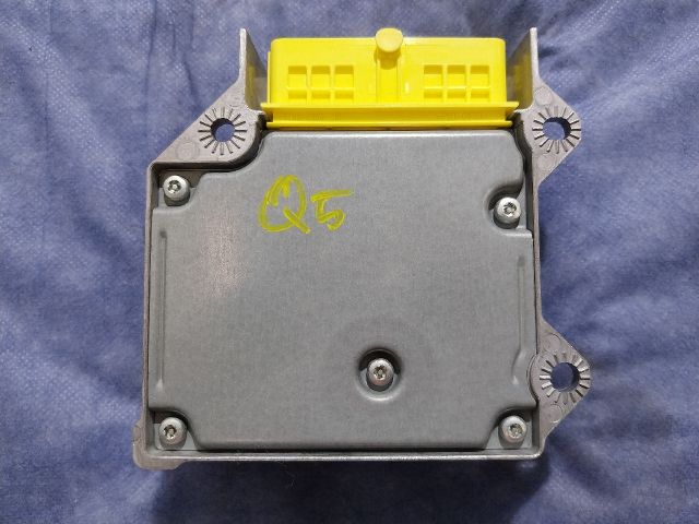 bontott AUDI Q5 Légzsák Elektronika