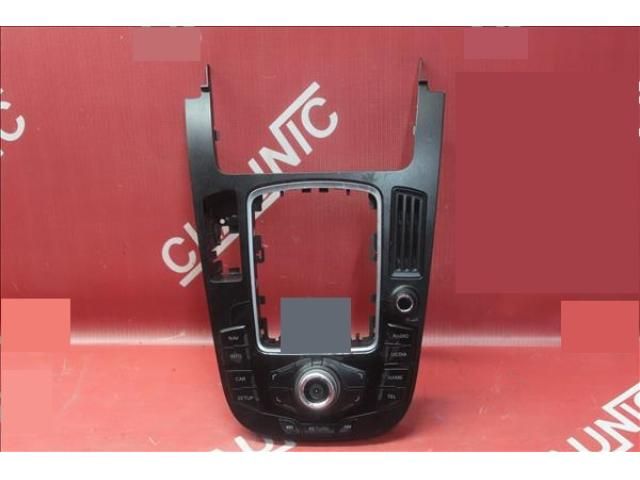 bontott AUDI Q5 Média Kapcsoló