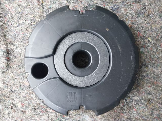 bontott AUDI Q5 Mélynyomó Hangszóró