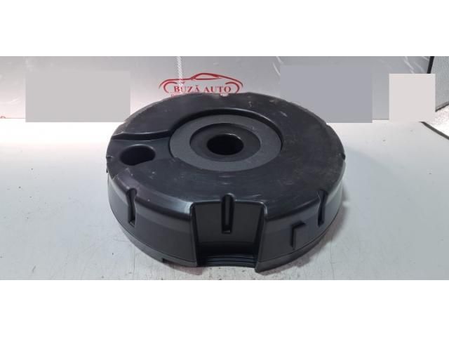 bontott AUDI Q5 Mélynyomó Hangszóró