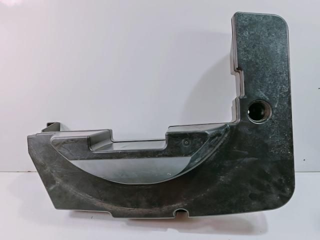 bontott AUDI Q5 Mélynyomó Hangszóró