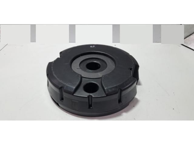 bontott AUDI Q5 Mélynyomó Hangszóró