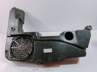 bontott AUDI Q5 Mélynyomó Hangszóró